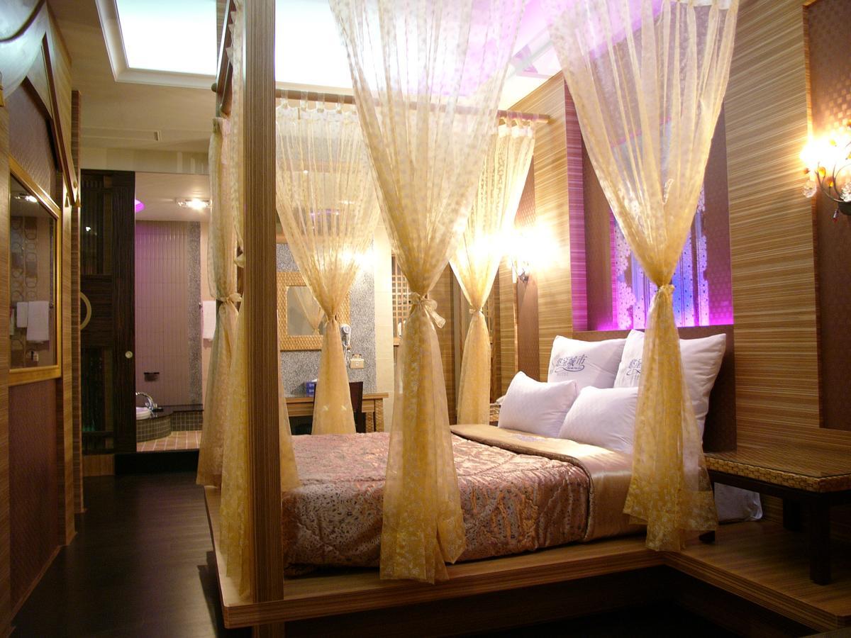 Sexy City Motel Tainan Zewnętrze zdjęcie