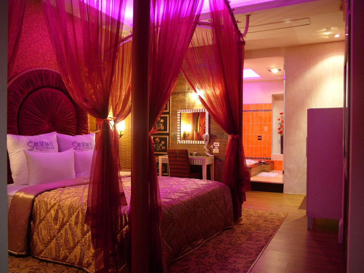 Sexy City Motel Tainan Zewnętrze zdjęcie